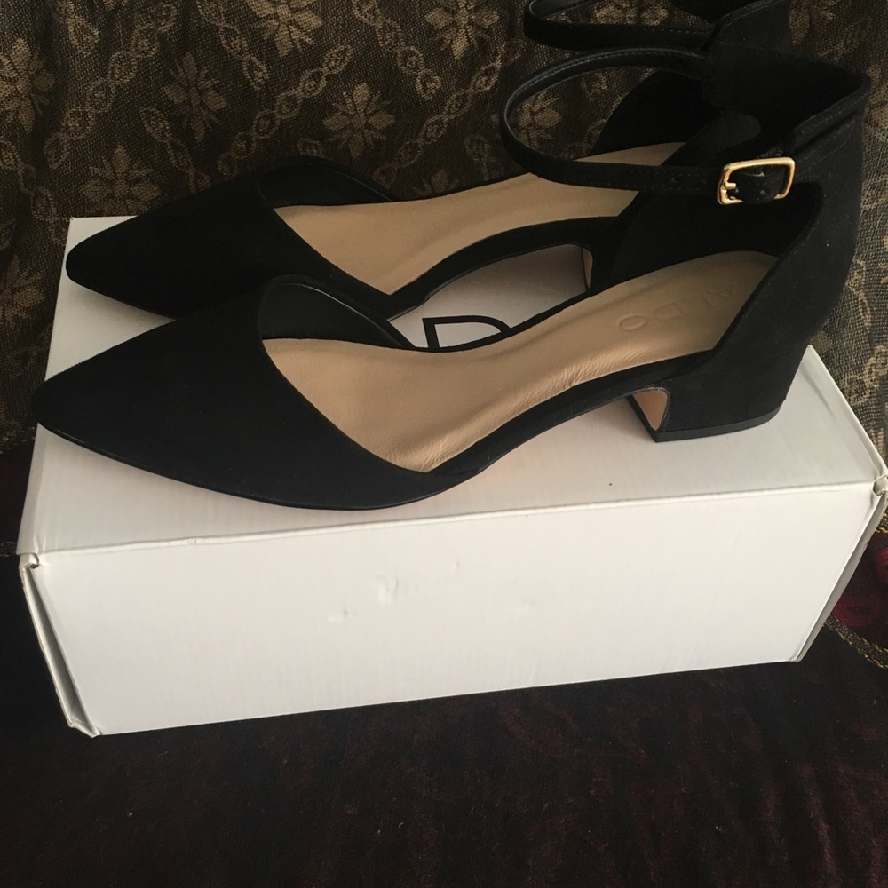 COPY - NEW Black, suede, sz 6.5, Aldo shoes.